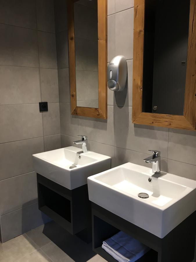 Moontain Hostel Oz Стая снимка