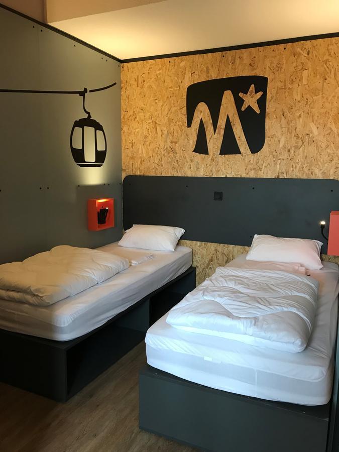Moontain Hostel Oz Екстериор снимка